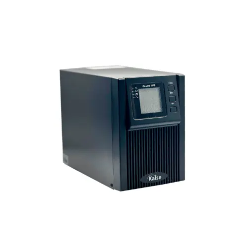 [KUKS-T01K-WB] UPS 1KVA 220V/60Hz PF=0.9 NEMA (INCLUYE CABLE IEC A NEMA 5-15R) Y 3 TOMAS DE SALIDA IEC CON 2 BATERIAS INCORPORADAS DE 9Ah MODELO TORRE KAISE